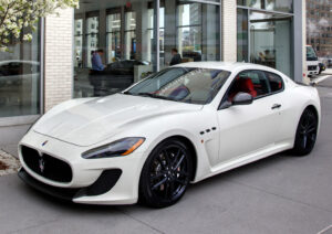 maserati-granturismo_100357463_l